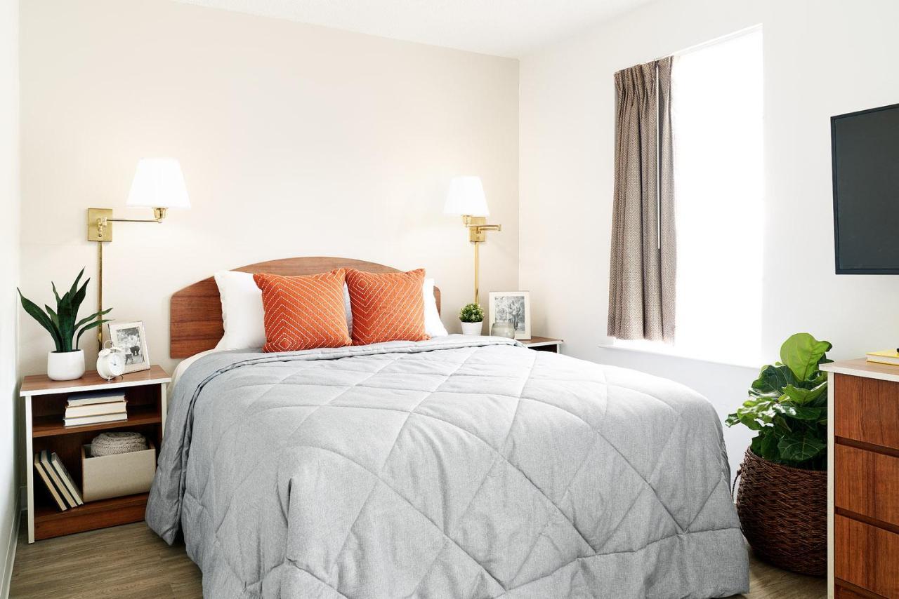 Intown Suites Extended Stay Greensboro Nc - Lanada Exterior foto